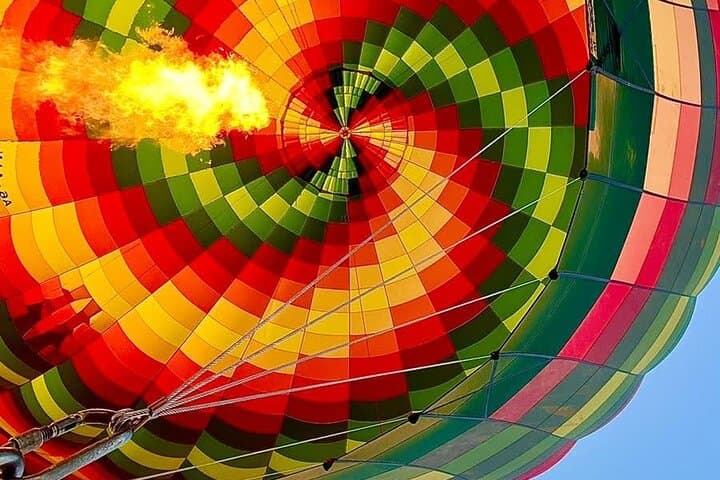 Sunrise Hot Air Balloon Over Dubai Desert — 40–70 Minute Flight & Wildlife Views photo 5