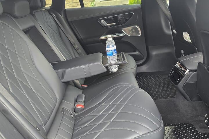 Private Executive Mercedes Car Hire in Edinburgh — 6-Hour Luxury Tour photo 3