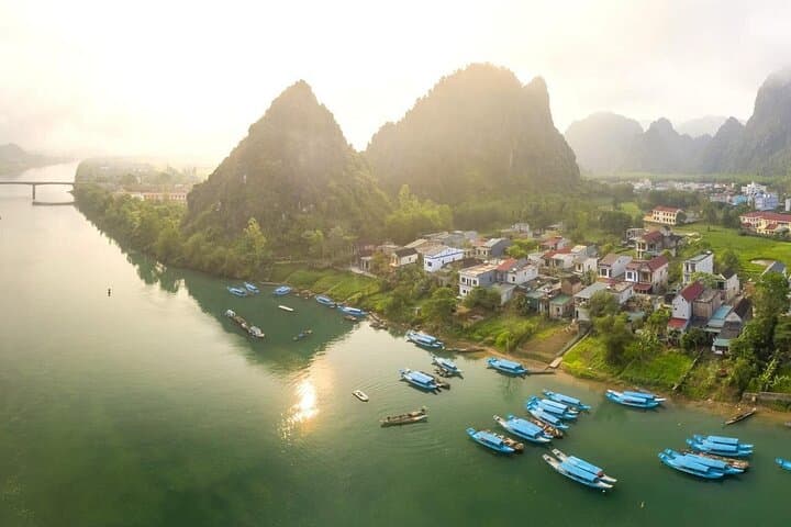 Exploring Phong Nha and Paradise Cave: Full-Day Underground Adventure