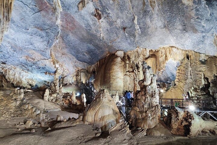 Explore Paradise Cave & Phong Nha Cave: Full-Day Tour in Phong Nha-Ke Bang photo 3