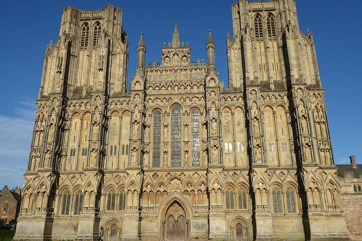 Wells and Glastonbury Private Day Tour from Bath — Wells Cathedral & Glastonbury Tor photo 2