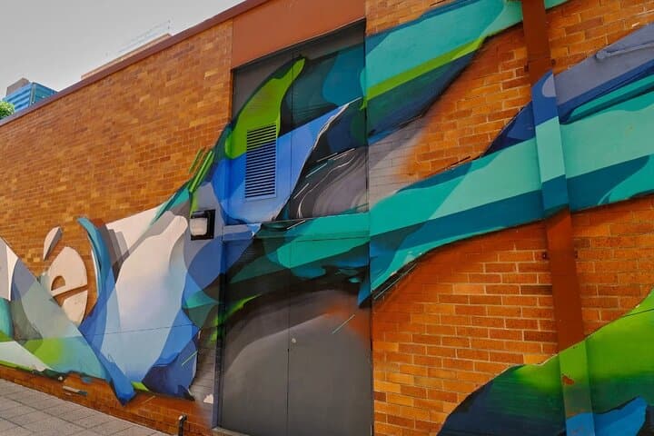 Brisbane Street Art Walking Tour: South Bank to Howard Smith Wharves