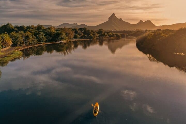 Mauritius Sunrise Kayak: Guided Tamarin River Morning Tour