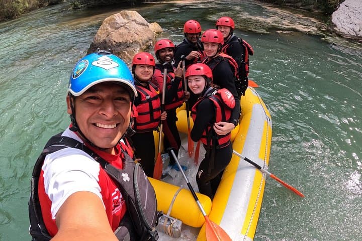 Montanejos Rafting and Fuente de los Baños: Day Trip from Valencia photo 1