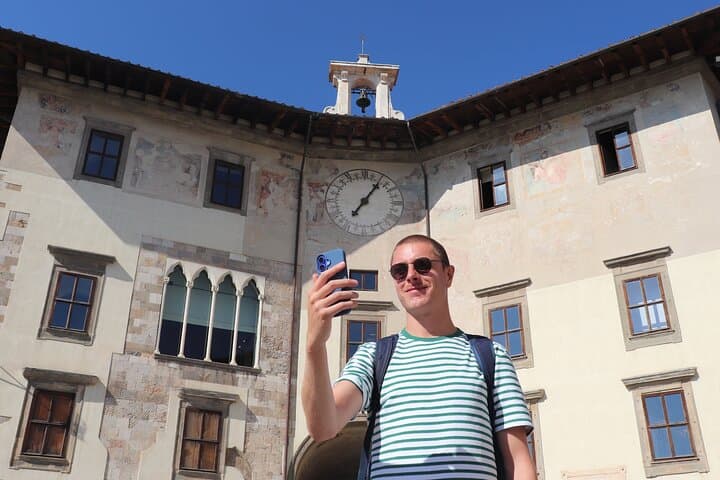 Secrets of Pisa: Self-Guided City Exploration Game