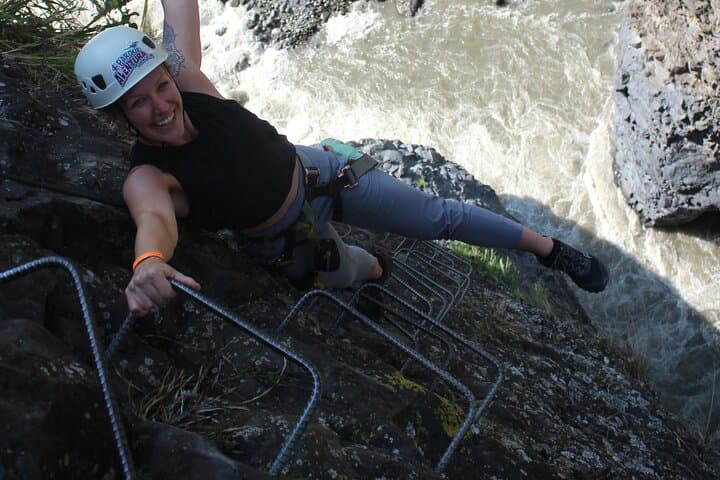 Slackline and Zipline Adventure at Holy Water Baths, Baños photo 2