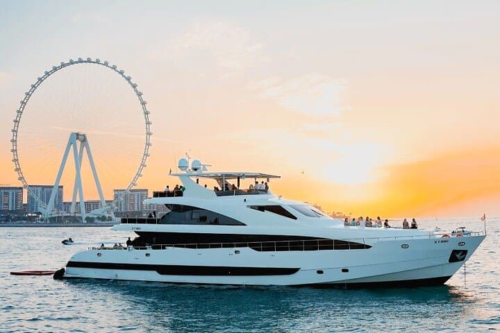 Dubai Superyacht Cruise: Luxury DJ, Open Bar & Swimming in Dubai Harbour photo 2