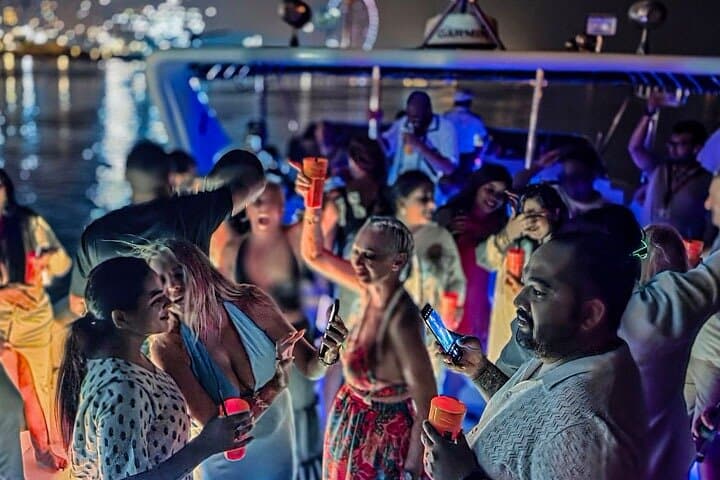 Dubai Marina Yacht Party: Night Cruise with BBQ, Open Bar & Live DJ