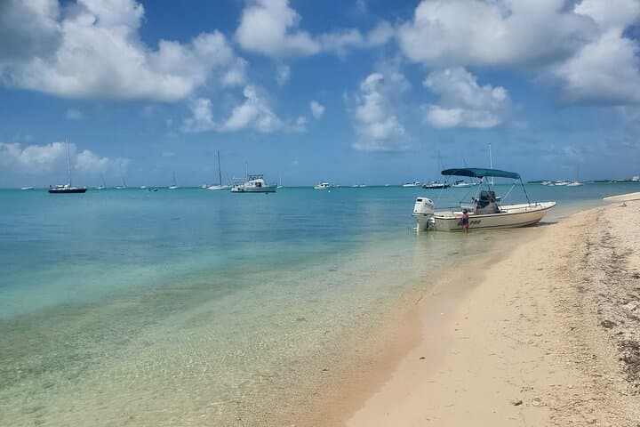 Key West Private Powerboat Excursions: Sandbars, Snorkeling & Sunset Cruises