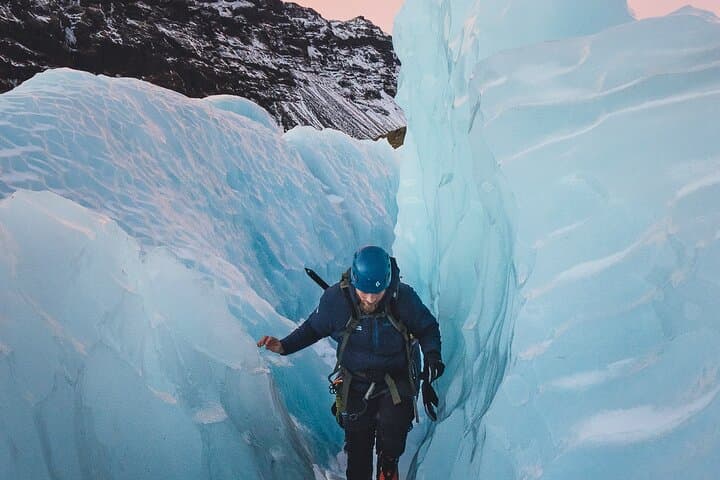 Blue Ice Maze Glacier Hike in Skaftafell — Falljökull Crevasse Tour photo 2
