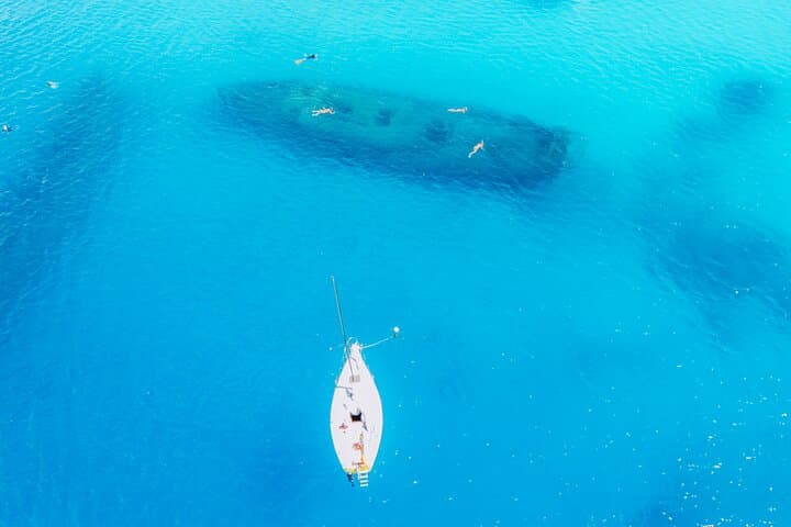 Race the Wind: Half-Day J/24 Sailing Adventure in Barbados photo 4