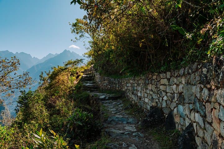 Machu Picchu 4-Day Inca Trail: Classic Trek with Vistadome Return photo 2