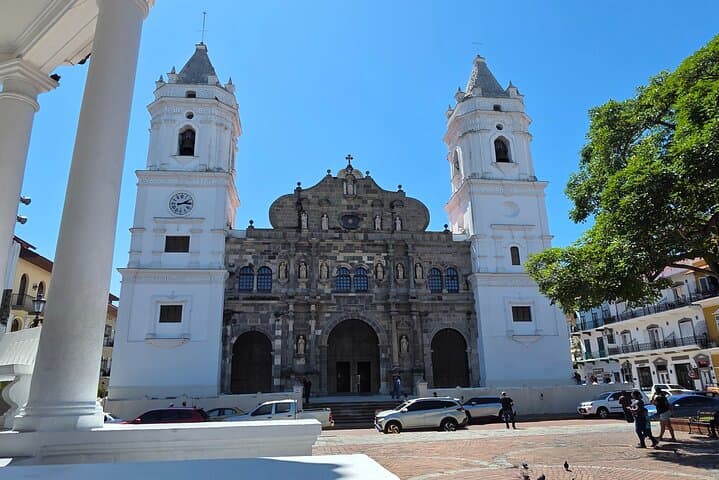Panama Canal & Casco Antiguo: 4-Hour Stopover Tour from Panama City photo 5