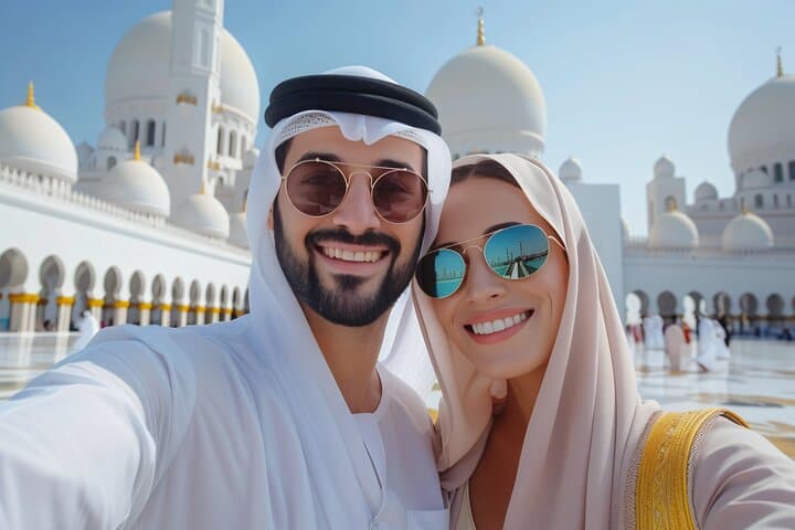 Dubai & Abu Dhabi: 3-Day All-Inclusive City, Dhow & Desert Tour photo 2