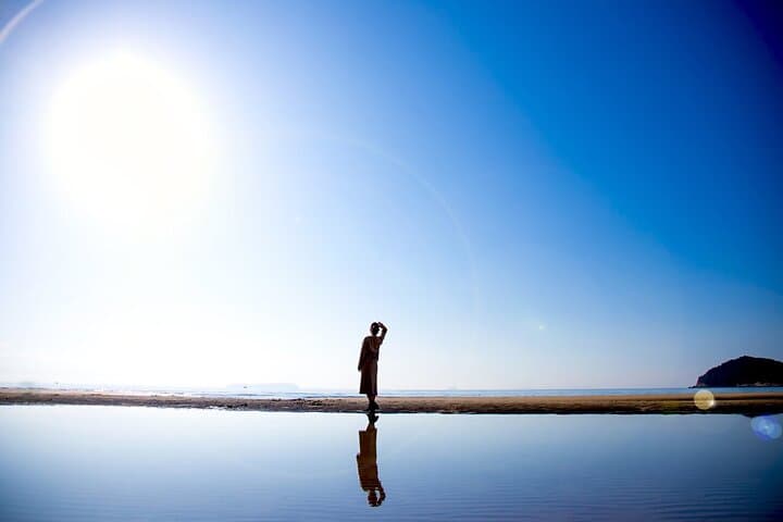 Kagawa Photogenic Journey: Ritsurin Garden, Unpenji & Chichibugahama Private Tour photo 2