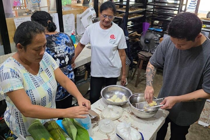 Boracay Island Foraging & Hidden Beach Culinary Experience photo 2