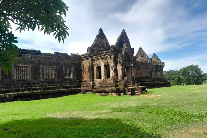Pakse Mystic Falls & Timeless Temples Day Tour (Tad Fane, Vat Phou) photo 2