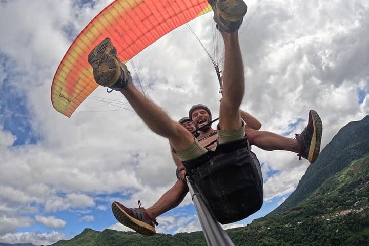 Soar Over Sapa: Fansipan Tandem Paragliding Above Rice Terraces photo 4