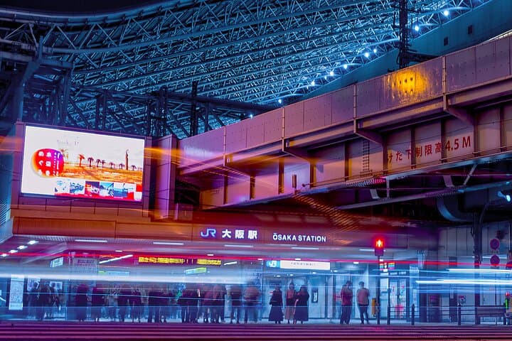 Osaka Photography Workshop: Capture Dotonbori, Shinsekai and Castle Views