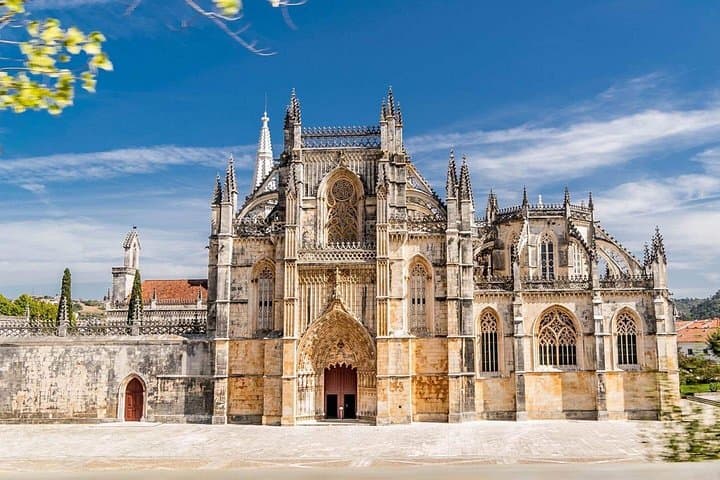 Fatima, Batalha, Nazaré & Óbidos Day Trip from Lisbon — Pilgrimage, Atlantic Waves and Medieval Streets photo 2