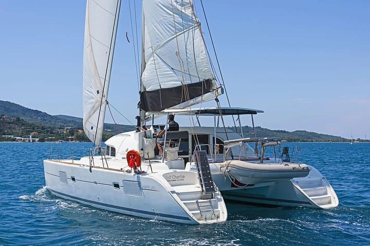Full-Day Luxury Catamaran Cruise Around Thassos — North or South Coast photo 4