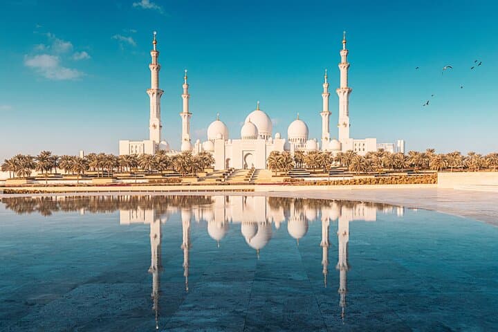 Maximize a 6-Hour Abu Dhabi Layover: Grand Mosque, Heritage Village & Corniche Highlights photo 3