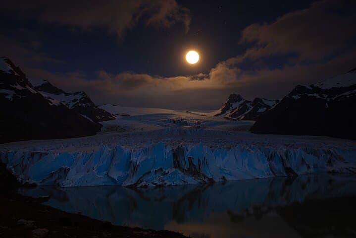 Perito Moreno by Moonlight: 3-Day El Calafate Glacier Adventure