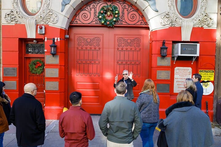 New York Christmas Lights Walking Tour — Rockefeller Tree, Fifth Avenue & Bryant Park photo 1