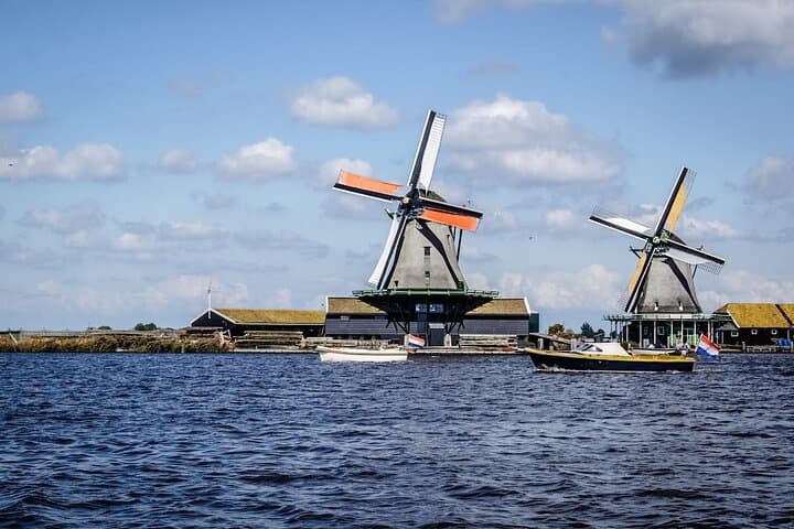 Private Day Tour to Zaanse Schans, Edam, Volendam & Marken from Amsterdam photo 4