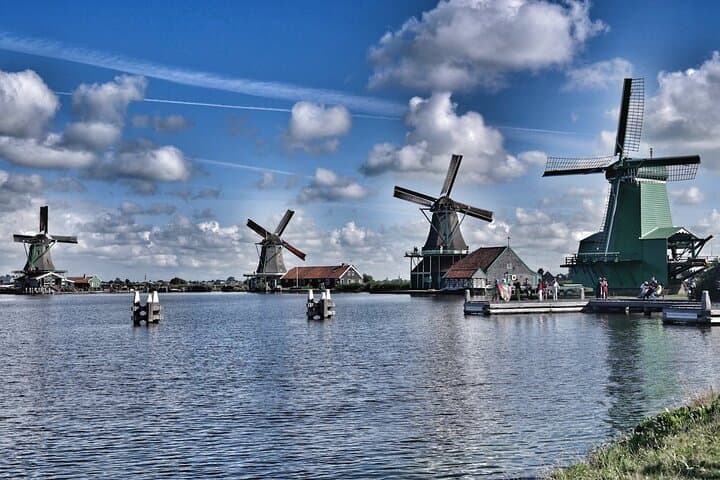 Private Day Tour to Zaanse Schans, Edam, Volendam & Marken from Amsterdam photo 3