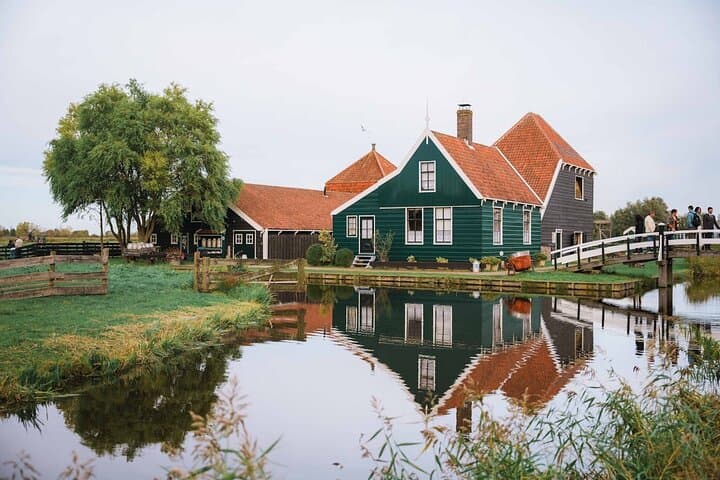 Private Day Tour to Zaanse Schans, Edam, Volendam & Marken from Amsterdam