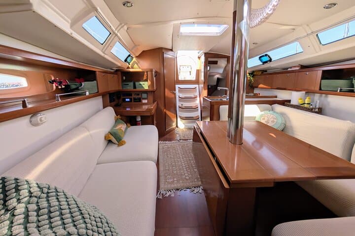 Private Sailing Charters Oceanside CA — Dolphins, Whales & Coastline Views photo 5