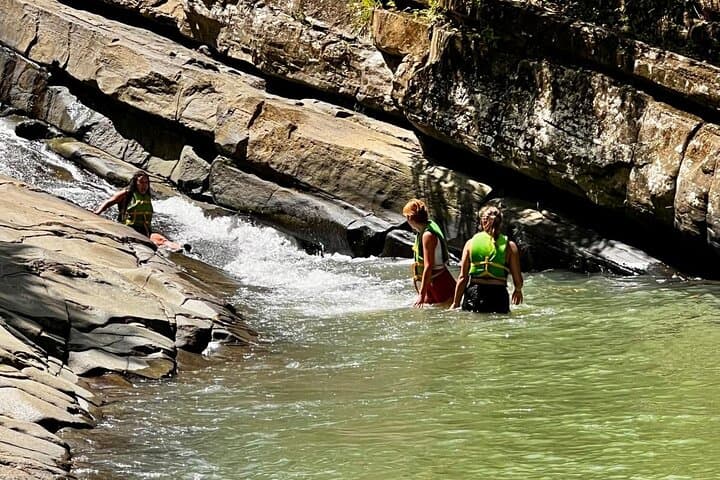 El Yunque Rainforest Waterslides and Luquillo Beach Tour: Natural Rock Slides & Local Eats photo 5