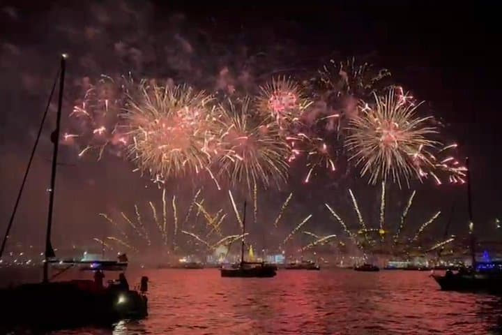 Lisbon New Year's Eve Fireworks Cruise on the Tagus — Champagne & Bolo-Rei photo 1