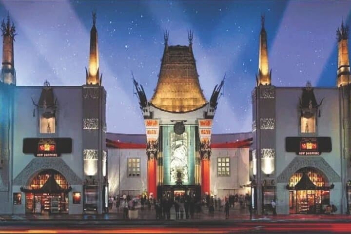 Deluxe Grand Tour of LA: Hollywood, Beverly Hills & Santa Monica Beach Tour