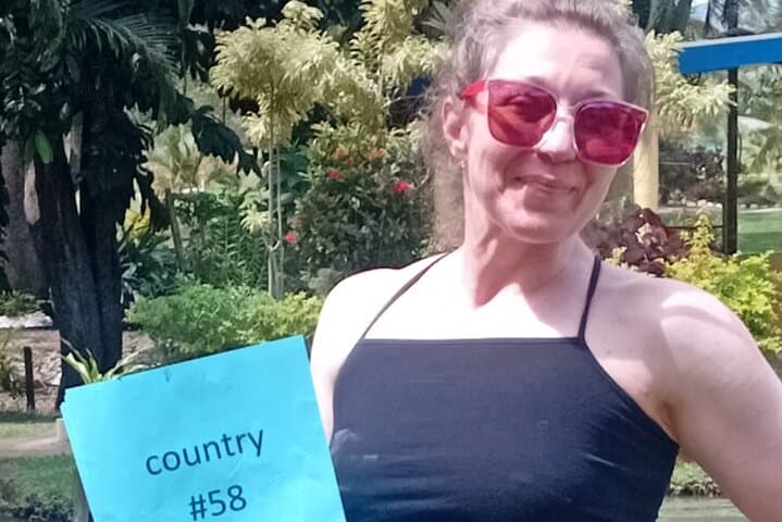 Nadi Half-Day Sightseeing Tour — Temple, Market, Orchids & Mud Pools photo 4