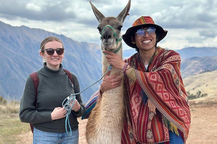 Walk with Llamas & Alpacas in the Sacred Valley — ANDEAN COLORS, Cusco photo 4