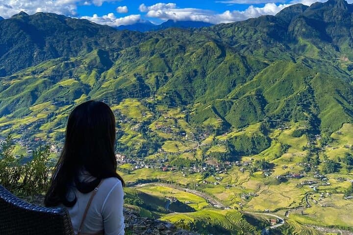 Sapa Half-Day Private Walking Tour: Easy Scenic Walks to Ham Rong & Muong Hoa photo 3