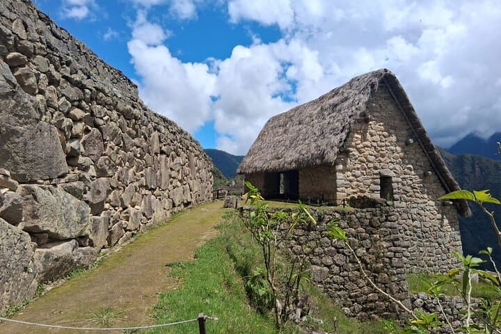 Machu Picchu in a Day: Sacred Valley Train Tour from Cusco photo 2