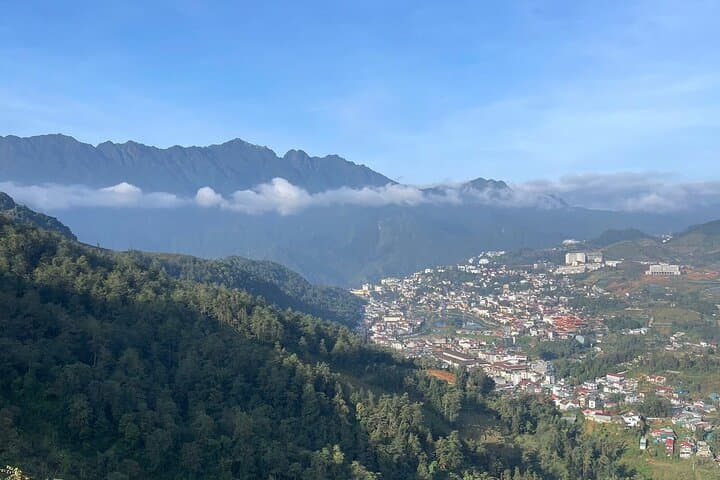 One-Day Sapa Hiking: Ham Rong, H'Mong Villages & Ta Van Terraces photo 3