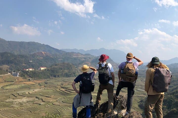 One-Day Sapa Hiking: Ham Rong, H'Mong Villages & Ta Van Terraces photo 4