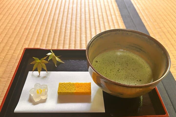 Tokyo Gardens by E-Bike: Full-Day Tailored Tour with a Professional Gardener photo 4