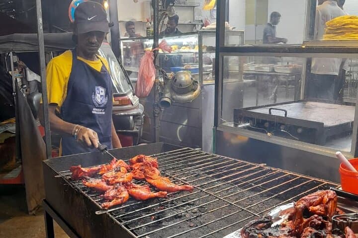 Colombo Express Food Tour: 9+ Local Tastings in 2–3 Hours photo 5
