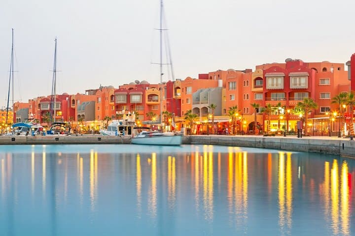 Hurghada & El Gouna Private City Tour — Mosque, Fish Market and Marina Views photo 3