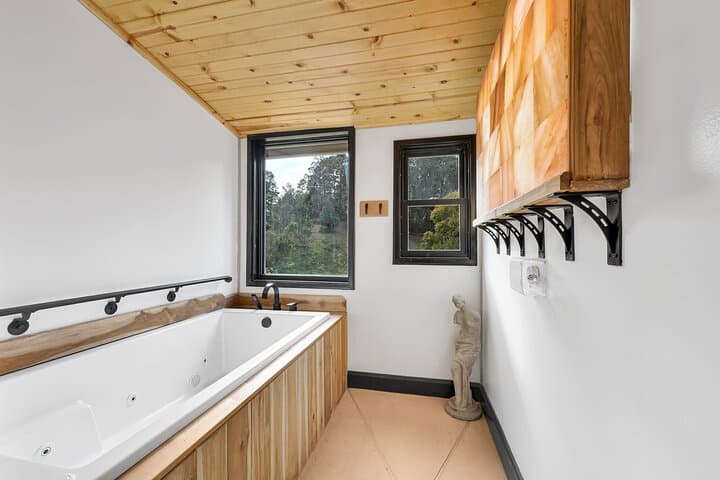 Asheville Spa Escape: Salt Sauna, Steam & Copper Soak in the Blue Ridge photo 5