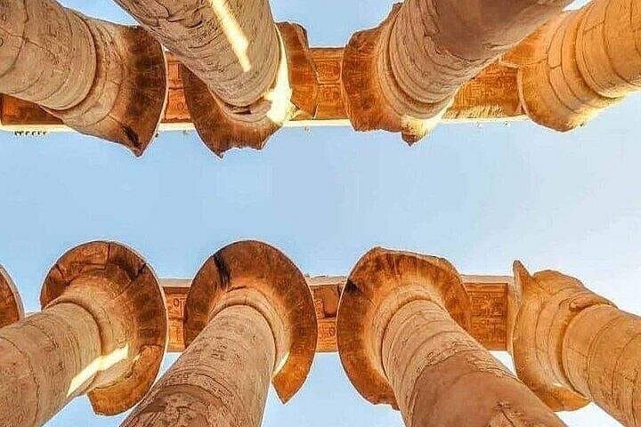 Overnight Luxor Tour from Hurghada with Sunrise Hot-Air Balloon