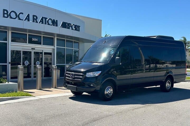 Port of Miami to Fort Lauderdale Private Transfer: Door-to-Door Luxury Service