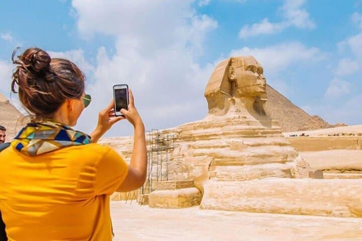 Giza Pyramids & Desert Adventure: Quad Bike and Camel Ride from Cairo