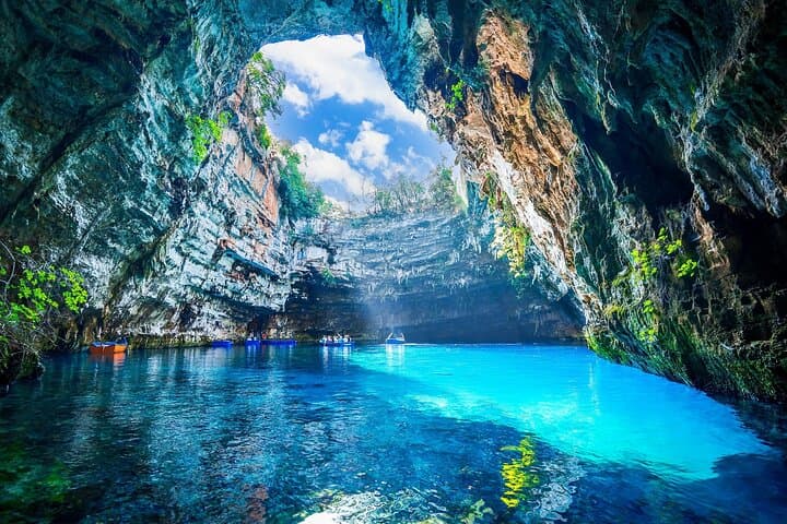 Kefalonia Highlights: Melissani Lake, Drogarati Cave, Antisamos Beach & Wine Tasting