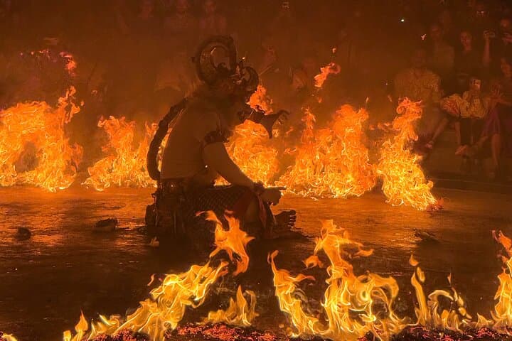 Uluwatu Fire Dance & Southern Bali Cultural Tour photo 2